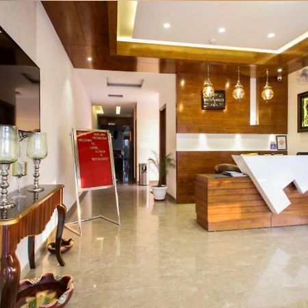 Al-Qasa Hotel Zirakpur Dış mekan fotoğraf